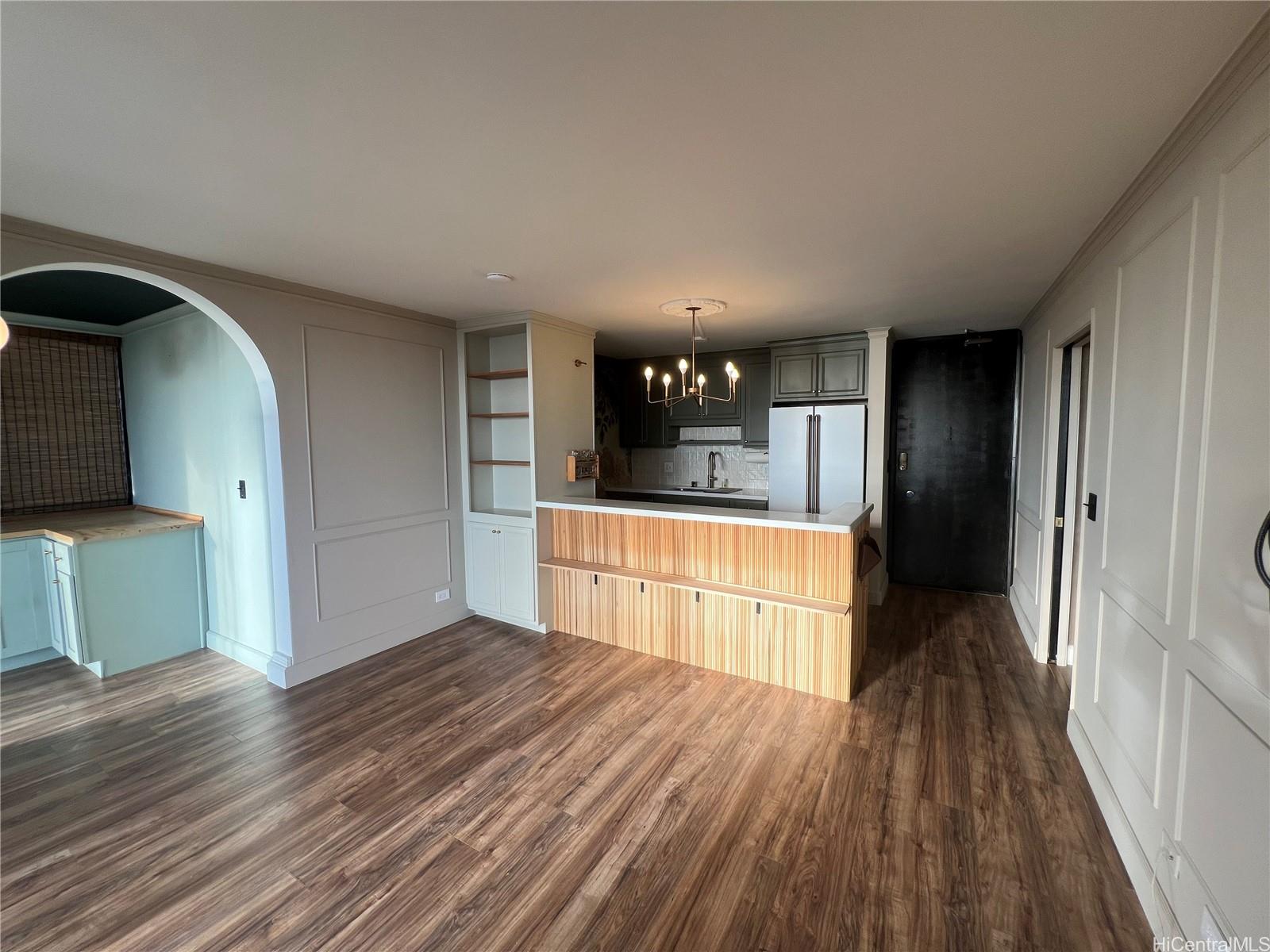 1201 Wilder Ave Honolulu - Rental - photo 3 of 18