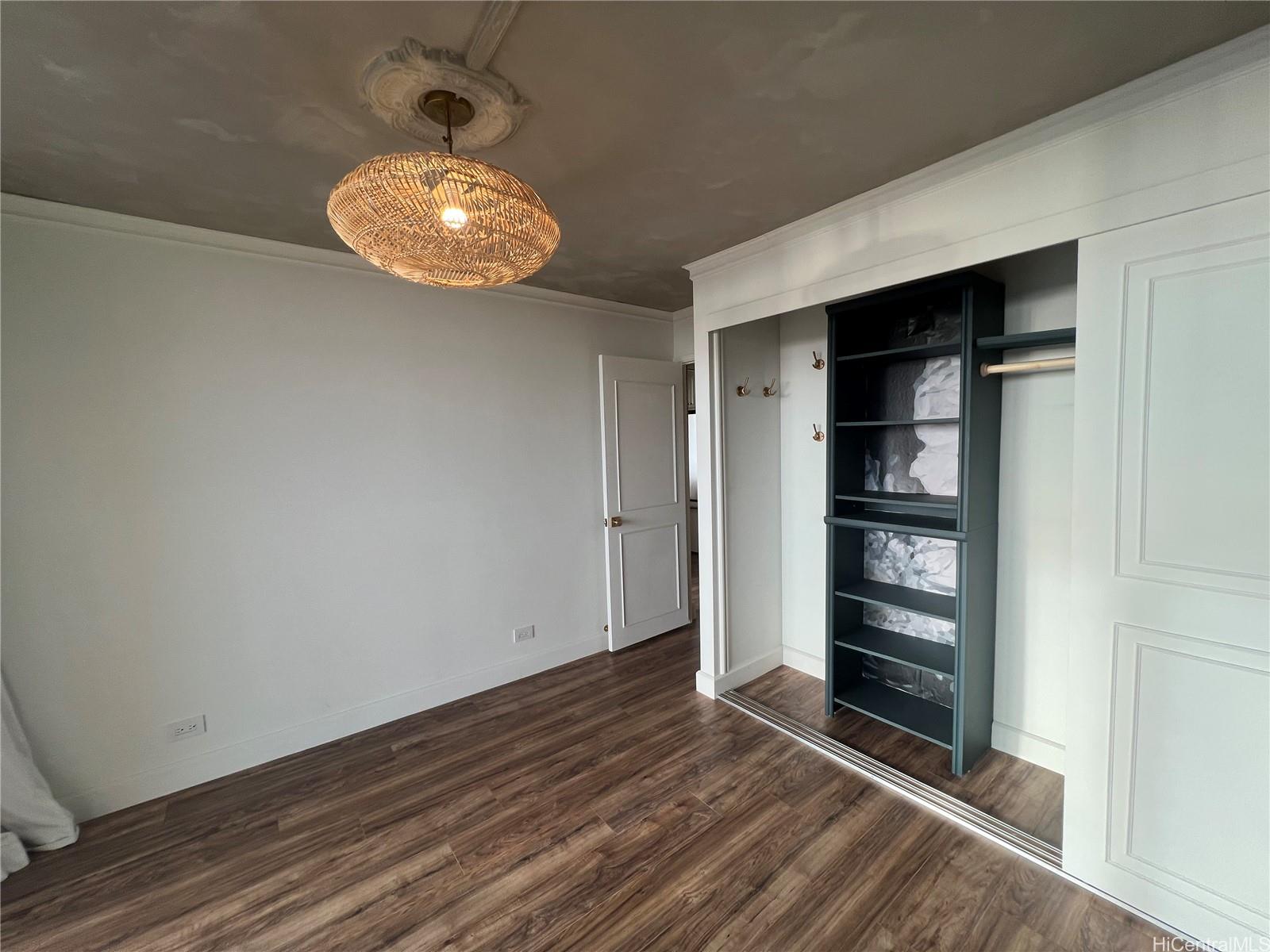 1201 Wilder Ave Honolulu - Rental - photo 8 of 18