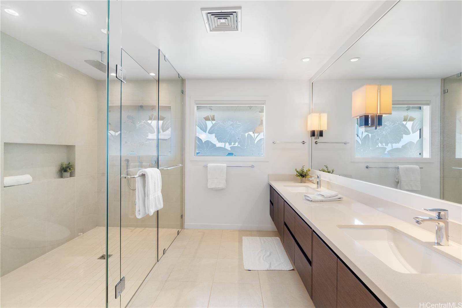 120 & 128  Hanapepe Loop Koko Kai, Hawaii Kai home - photo 13 of 25