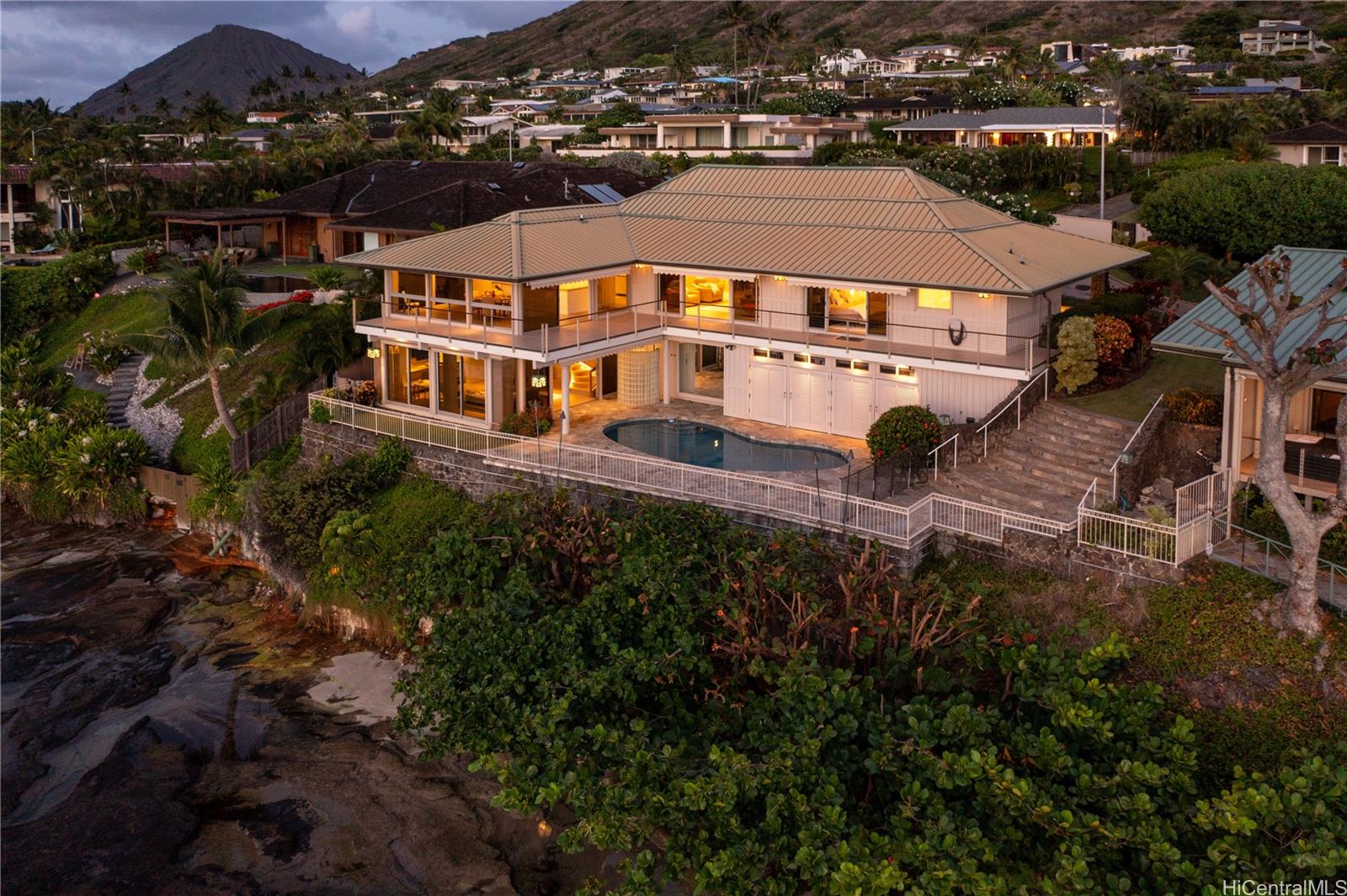 120 & 128  Hanapepe Loop Koko Kai, Hawaii Kai home - photo 18 of 25