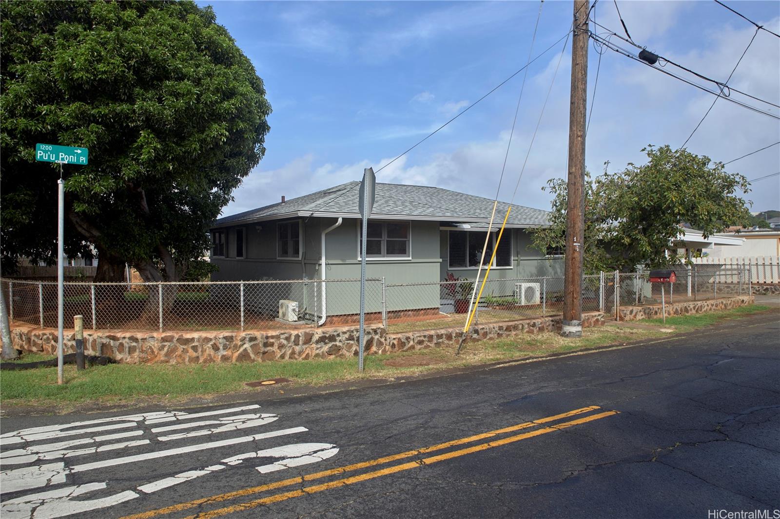 1202  Puu Poni Place Pearl City-upper, PearlCity home - photo 13 of 17