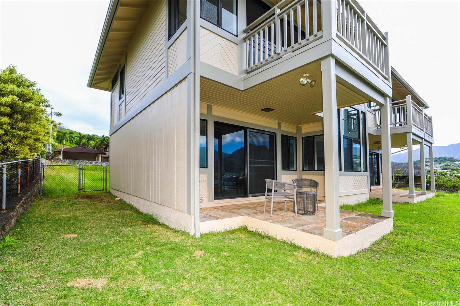 1205  Kupau Street Keolu Hills, Kailua home - photo 3 of 24