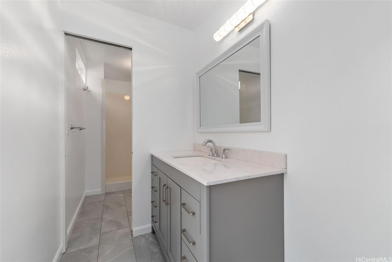 1205  Lunalilo Home Road Kamiloiki, Hawaii Kai home - photo 13 of 23