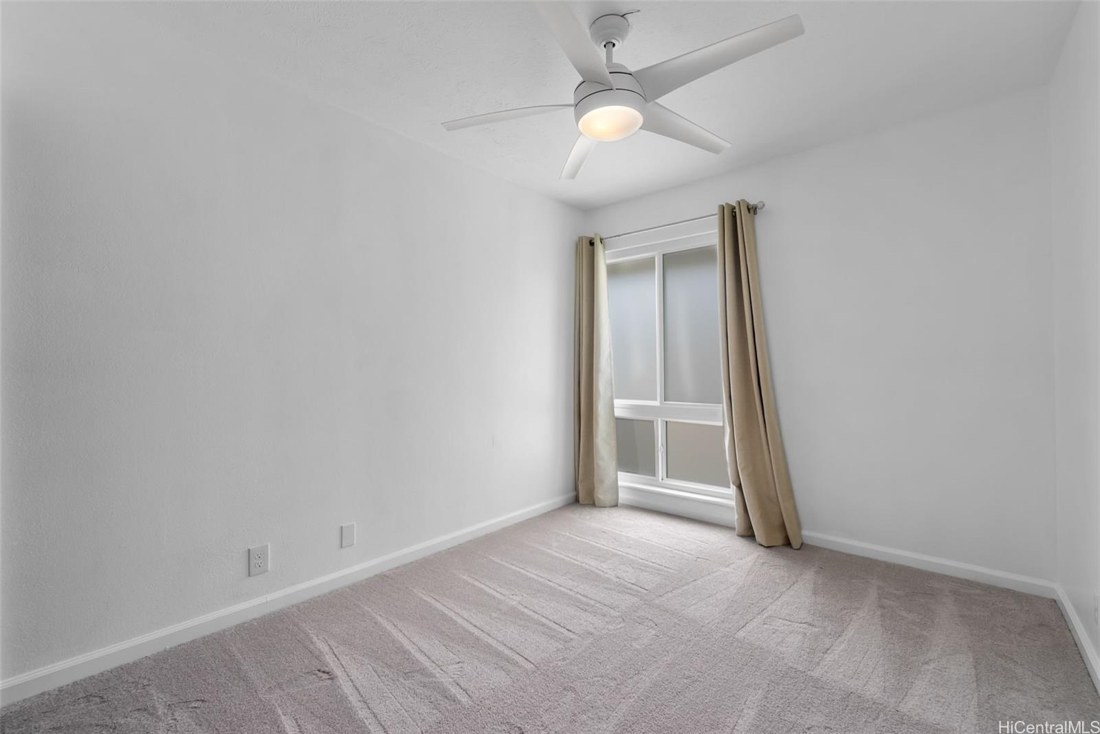 1205  Lunalilo Home Road Kamiloiki, Hawaii Kai home - photo 19 of 23