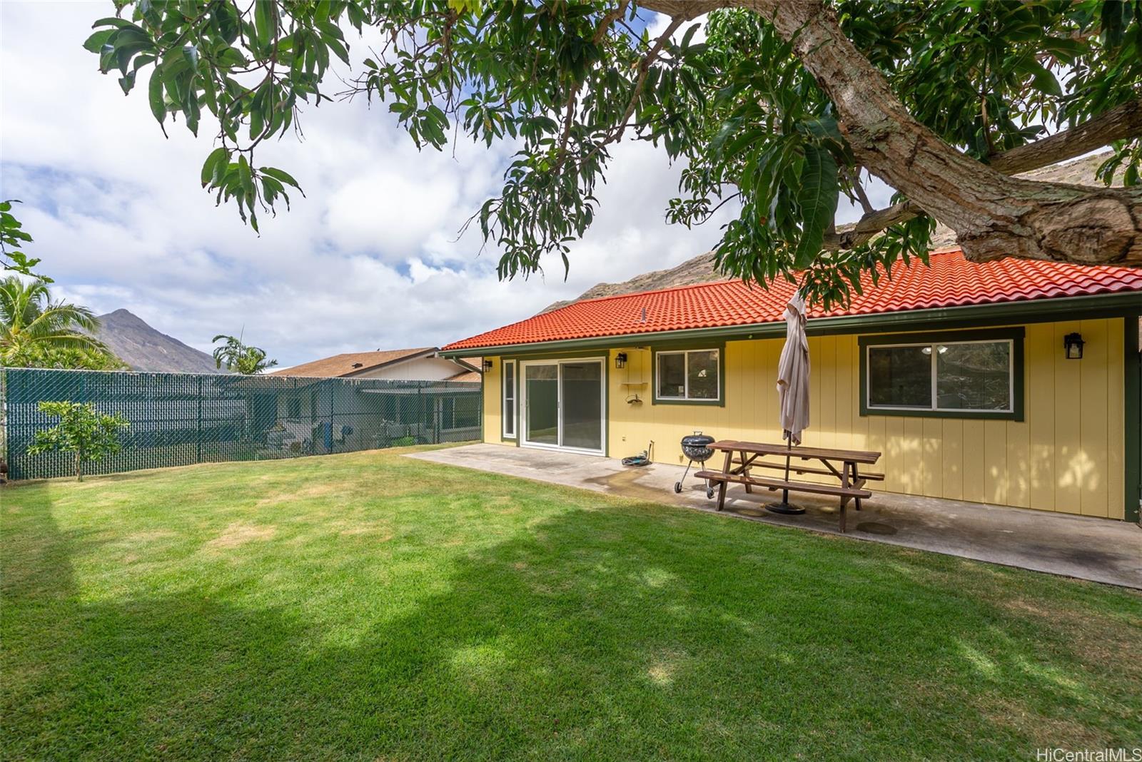 1205  Lunalilo Home Road Kamiloiki, Hawaii Kai home - photo 21 of 23