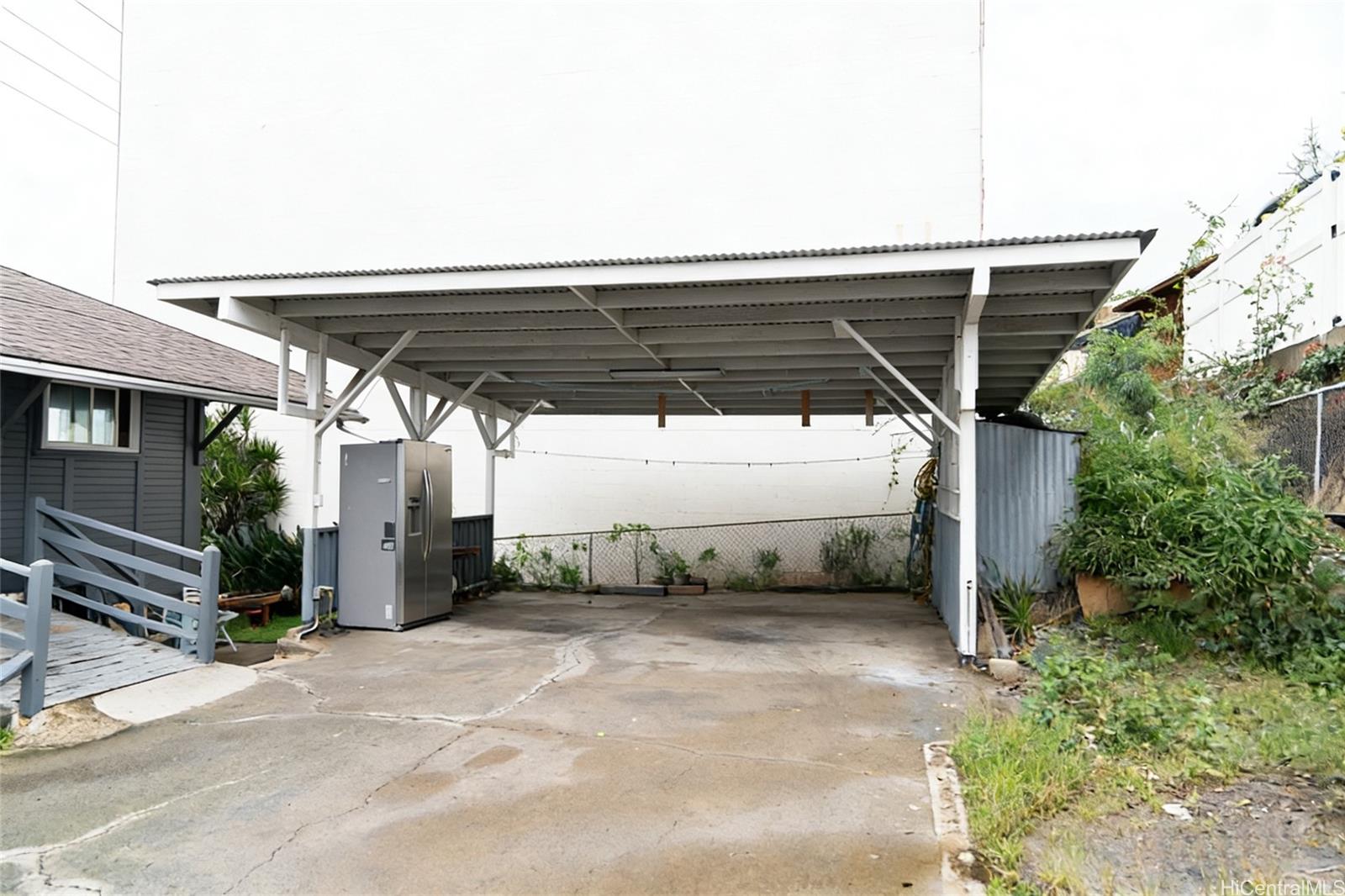 1208  School Street Kamehameha Heights, Honolulu home - photo 6 of 13