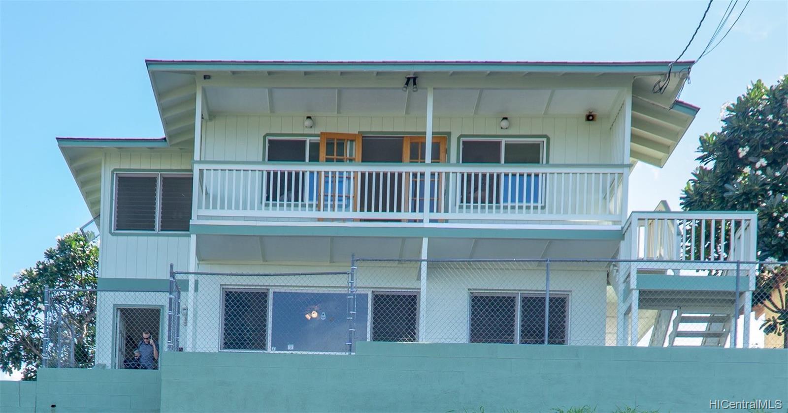 1209 Wanaka Street , Honolulu, Hi 96818 Aliamanu