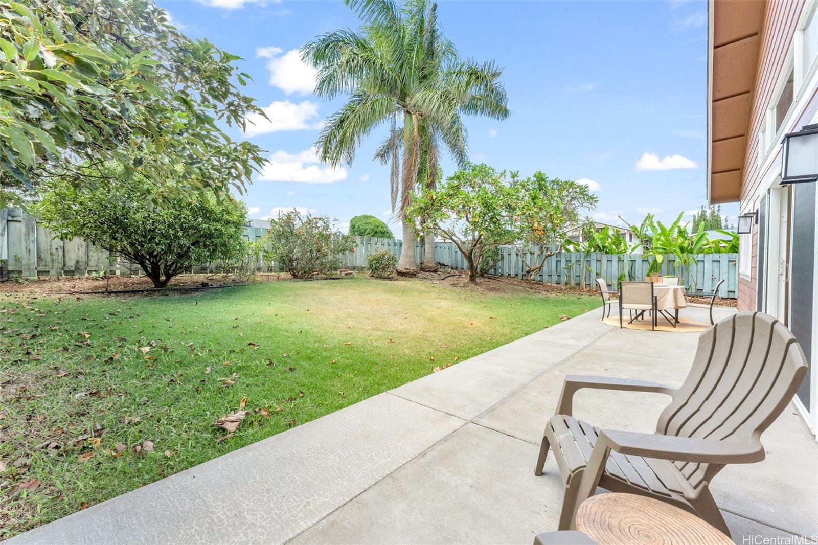 1210  Ulupii Street Pohakupu, Kailua home - photo 22 of 25