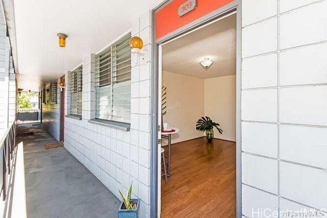 1210 Wilder Ave Honolulu - Rental - photo 11 of 21