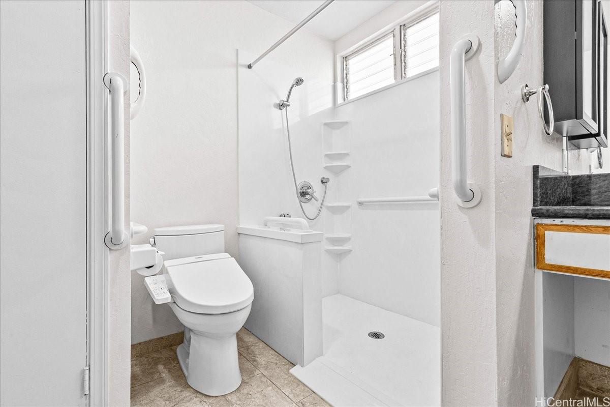 1211 Kuokoa Street Pearl City - Rental - photo 11 of 25