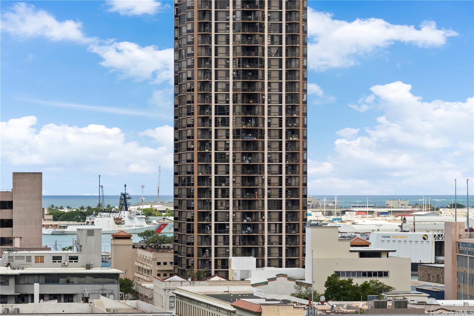 Honolulu Park Place condo # 1104, Honolulu, Hawaii - photo 13 of 25