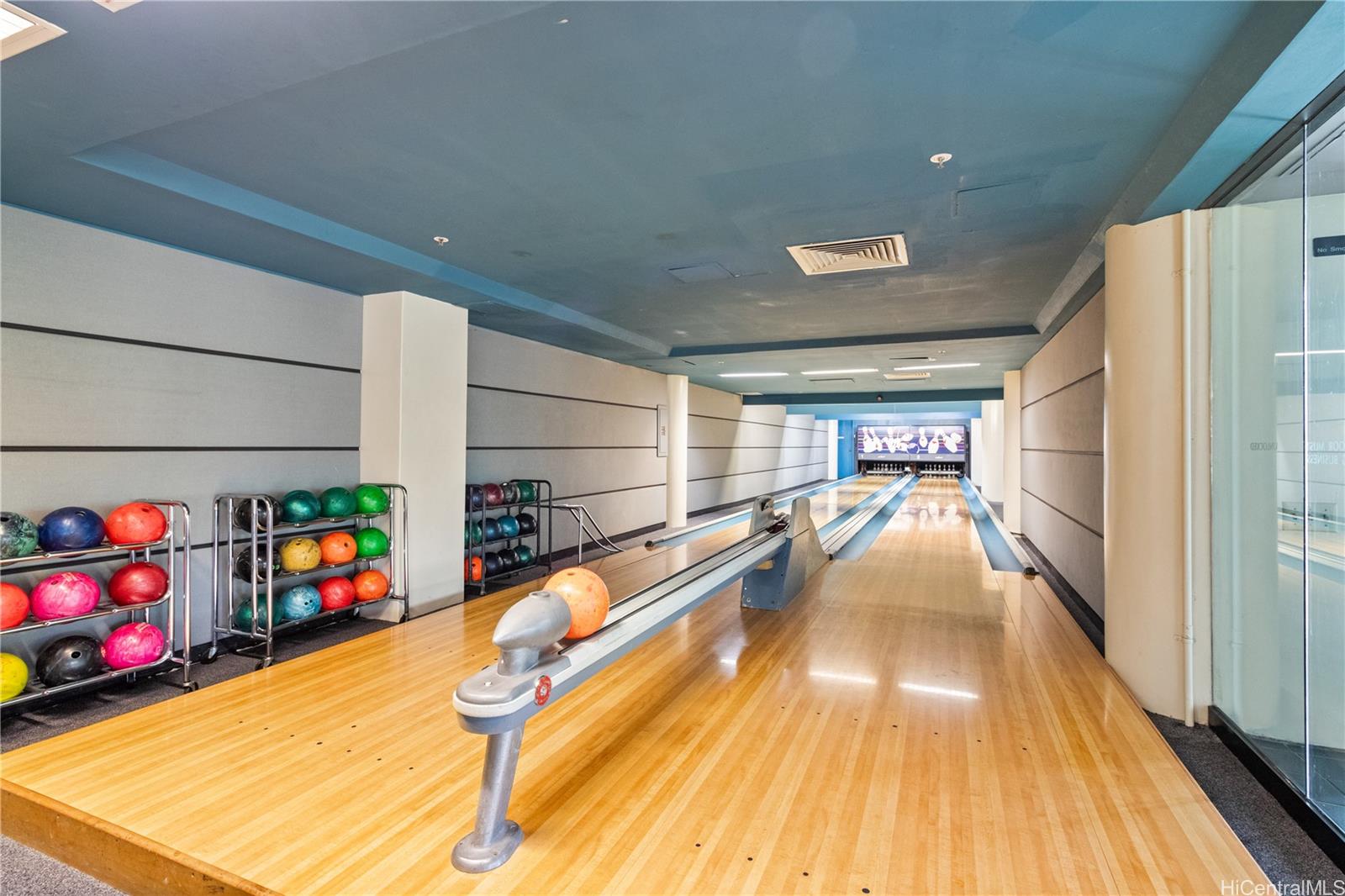 Honolulu Park Place condo # 1104, Honolulu, Hawaii - photo 15 of 25