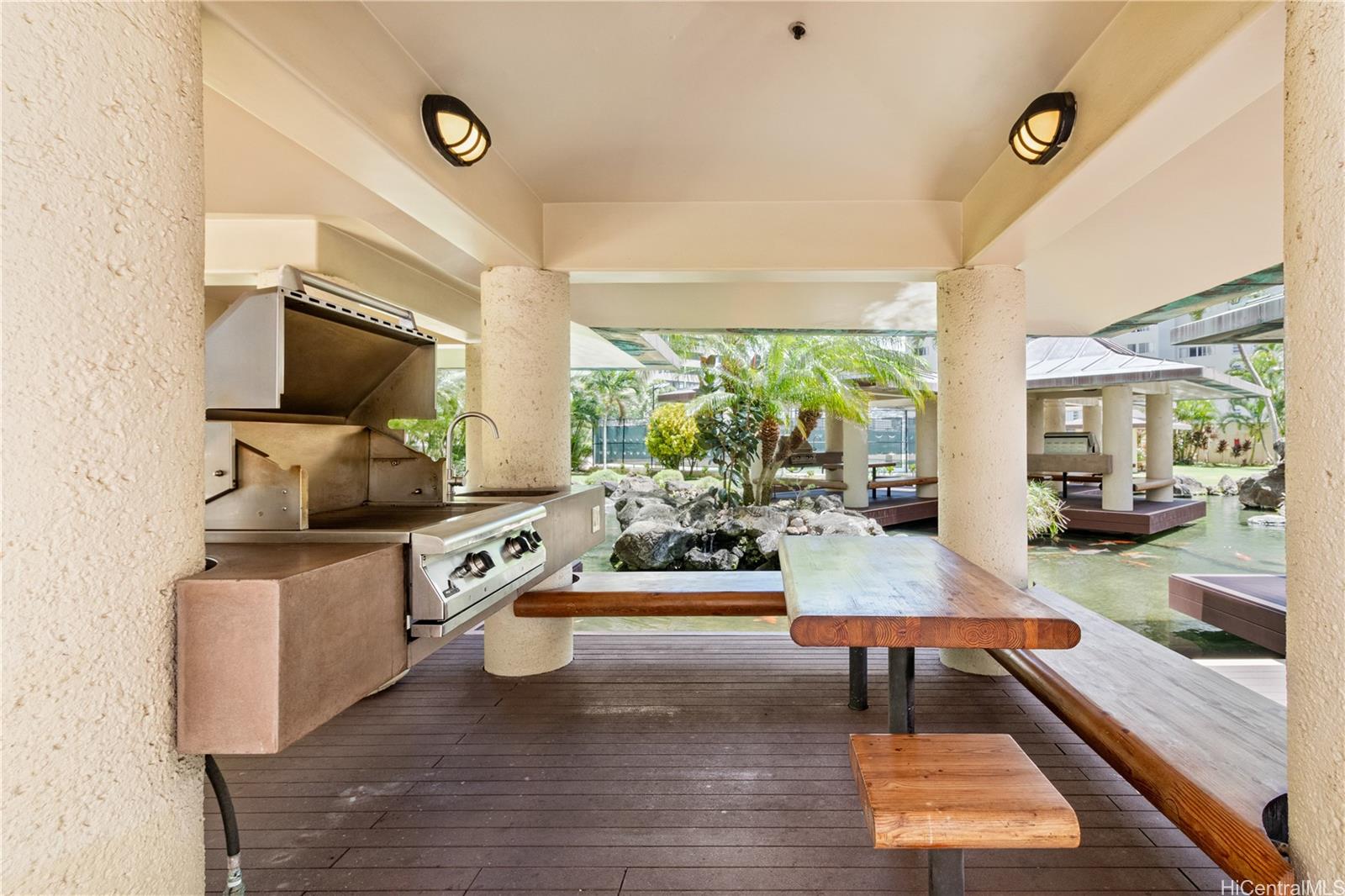 Honolulu Park Place condo # 1104, Honolulu, Hawaii - photo 19 of 25