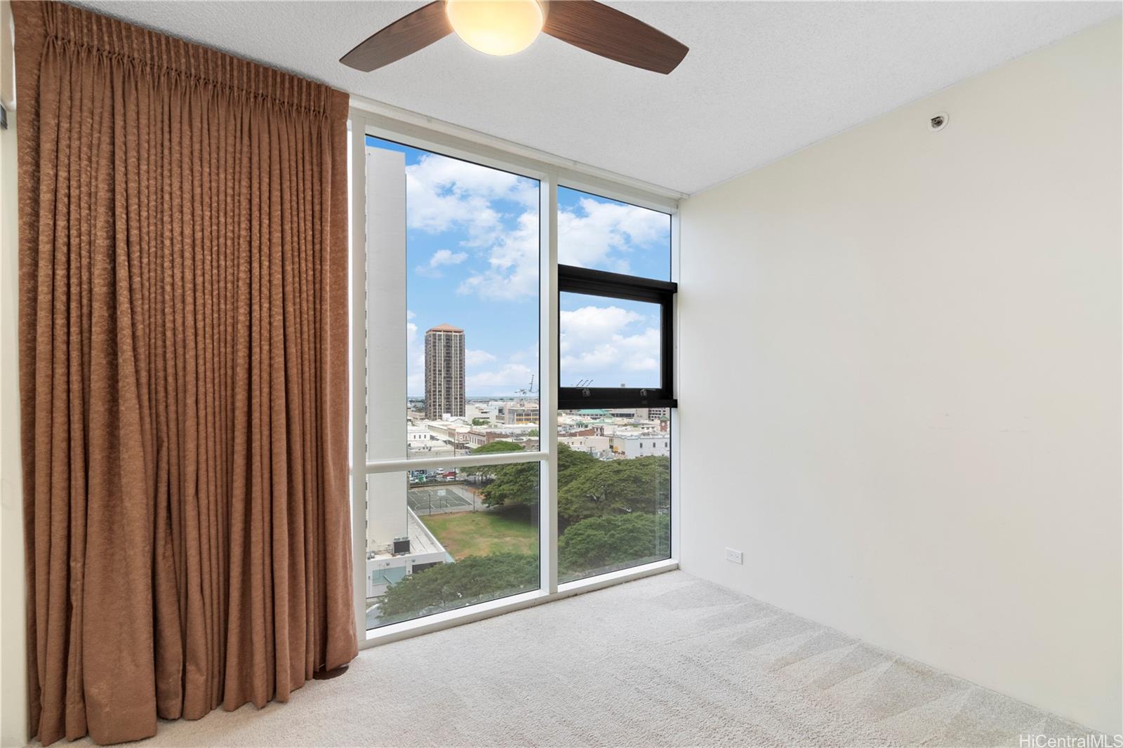 Honolulu Park Place condo # 1104, Honolulu, Hawaii - photo 7 of 25