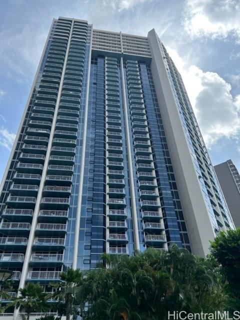 1212 Nuuanu Ave Honolulu - Rental - photo 2 of 25