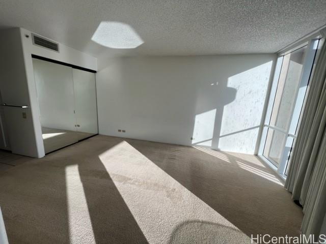 1212 Nuuanu Ave Honolulu - Rental - photo 11 of 25