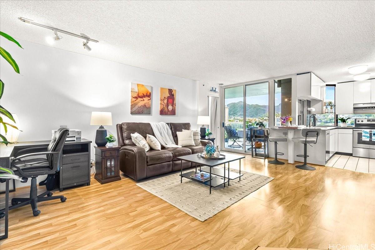 Honolulu Park Place condo # 1306, Honolulu, Hawaii - photo 2 of 21