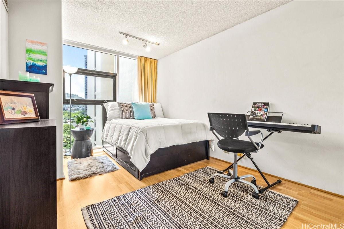 Honolulu Park Place condo # 1306, Honolulu, Hawaii - photo 15 of 21