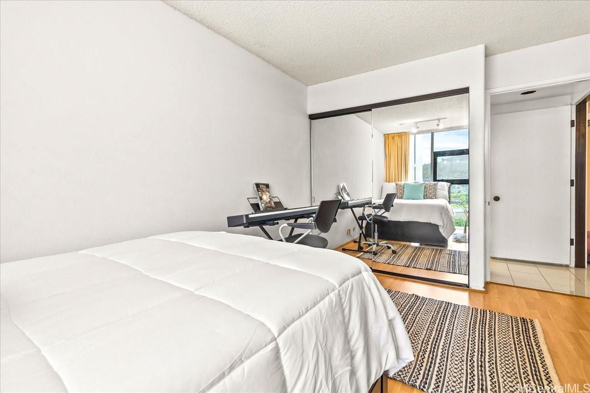 Honolulu Park Place condo # 1306, Honolulu, Hawaii - photo 16 of 21