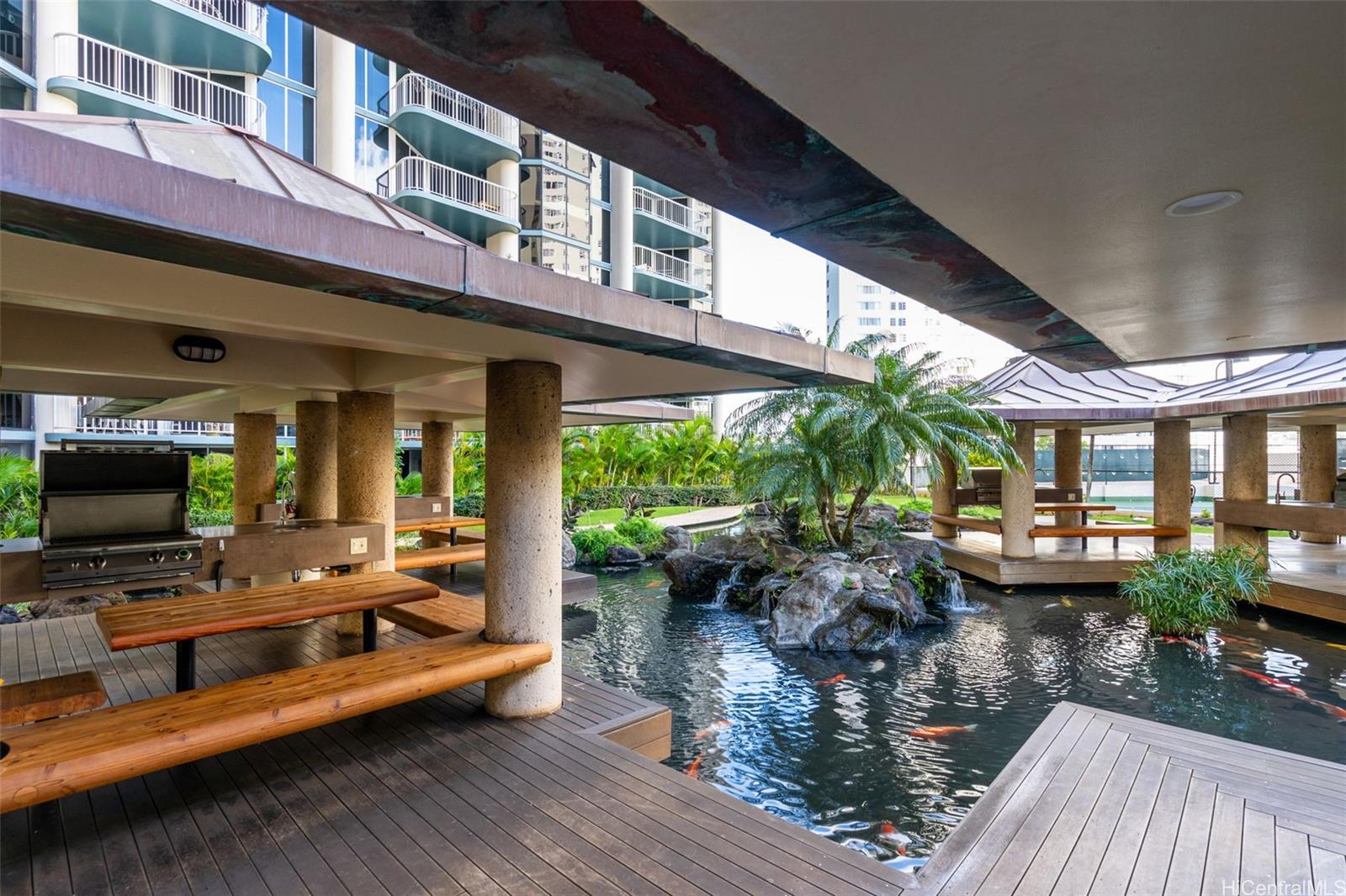 Honolulu Park Place condo # 1309, Honolulu, Hawaii - photo 16 of 25