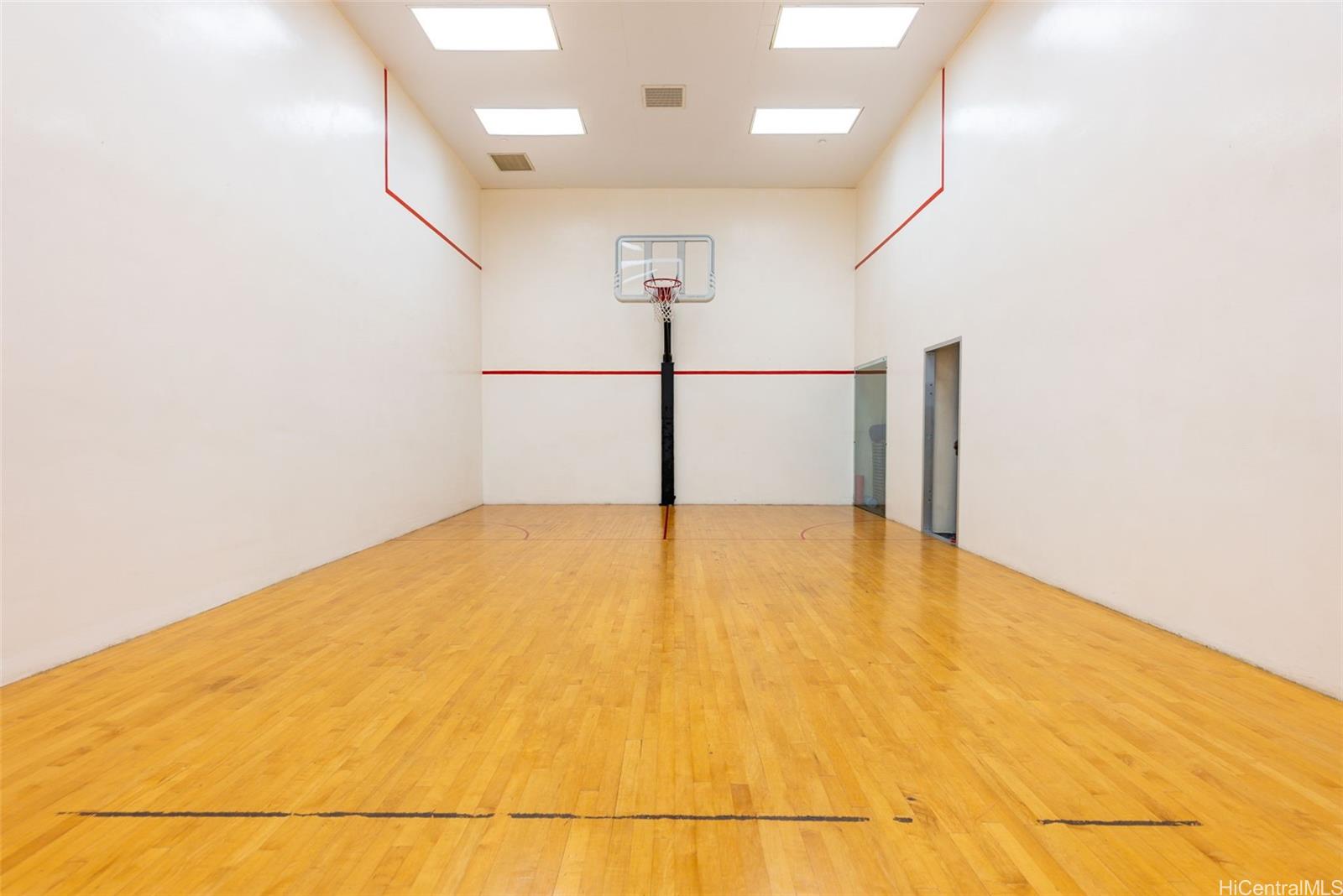 Honolulu Park Place condo # 1309, Honolulu, Hawaii - photo 22 of 25