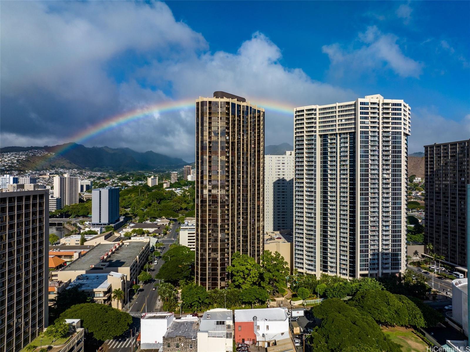 Honolulu Park Place condo # 1309, Honolulu, Hawaii - photo 10 of 25