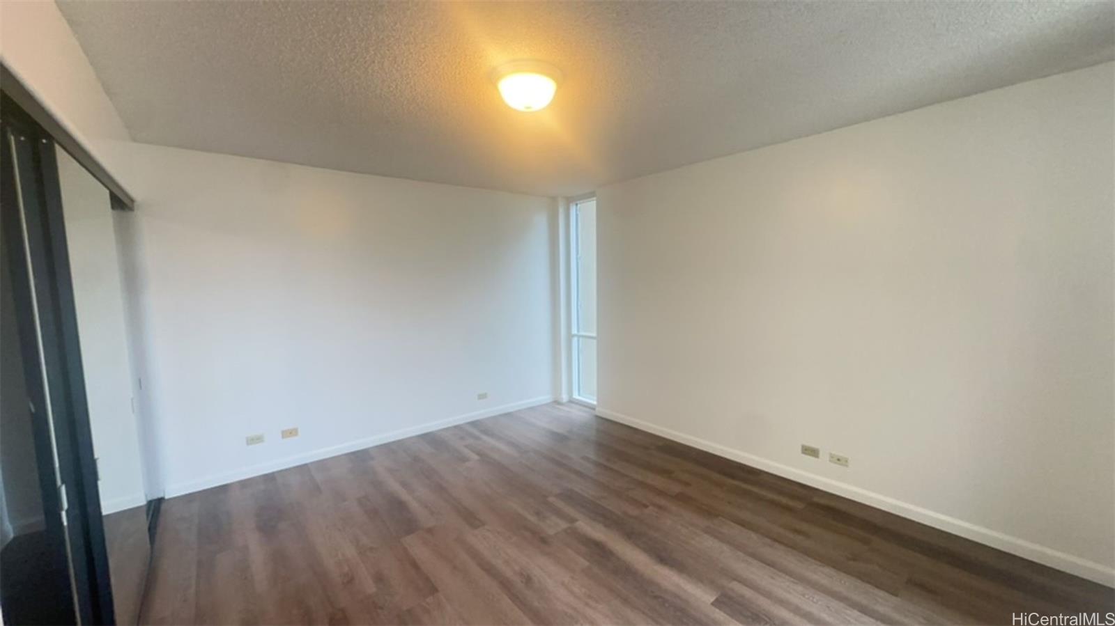 1212 Nuuanu Ave Honolulu - Rental - photo 10 of 22