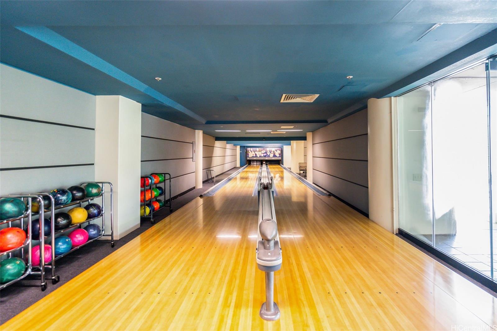 Honolulu Park Place condo # 2103, Honolulu, Hawaii - photo 25 of 25