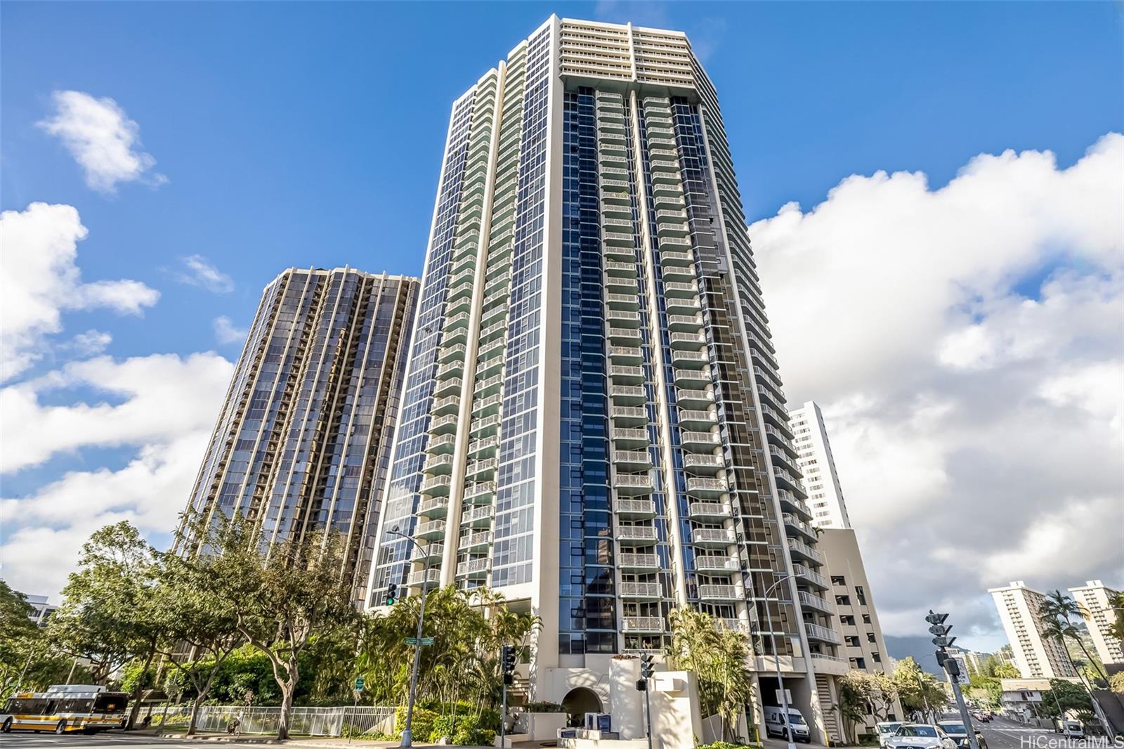 Honolulu Park Place condo # 307, Honolulu, Hawaii - photo 21 of 21