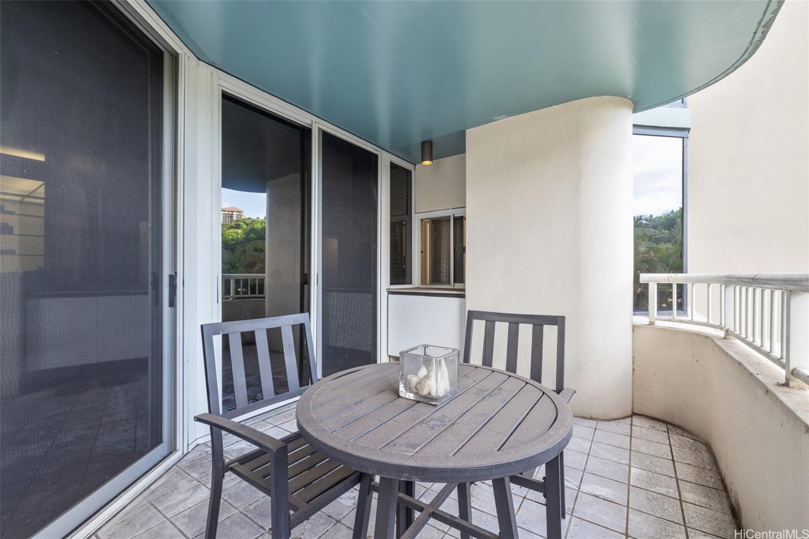 Honolulu Park Place condo # 307, Honolulu, Hawaii - photo 6 of 21