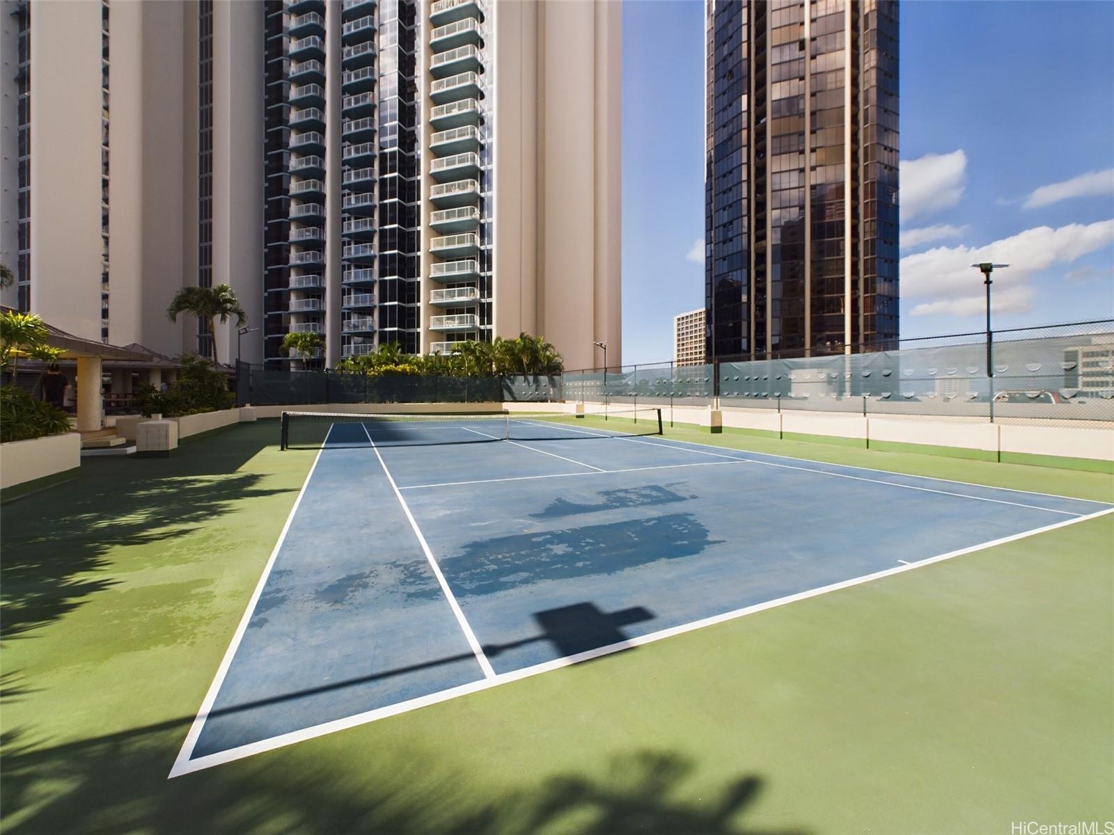 Honolulu Park Place condo # 311, Honolulu, Hawaii - photo 19 of 25