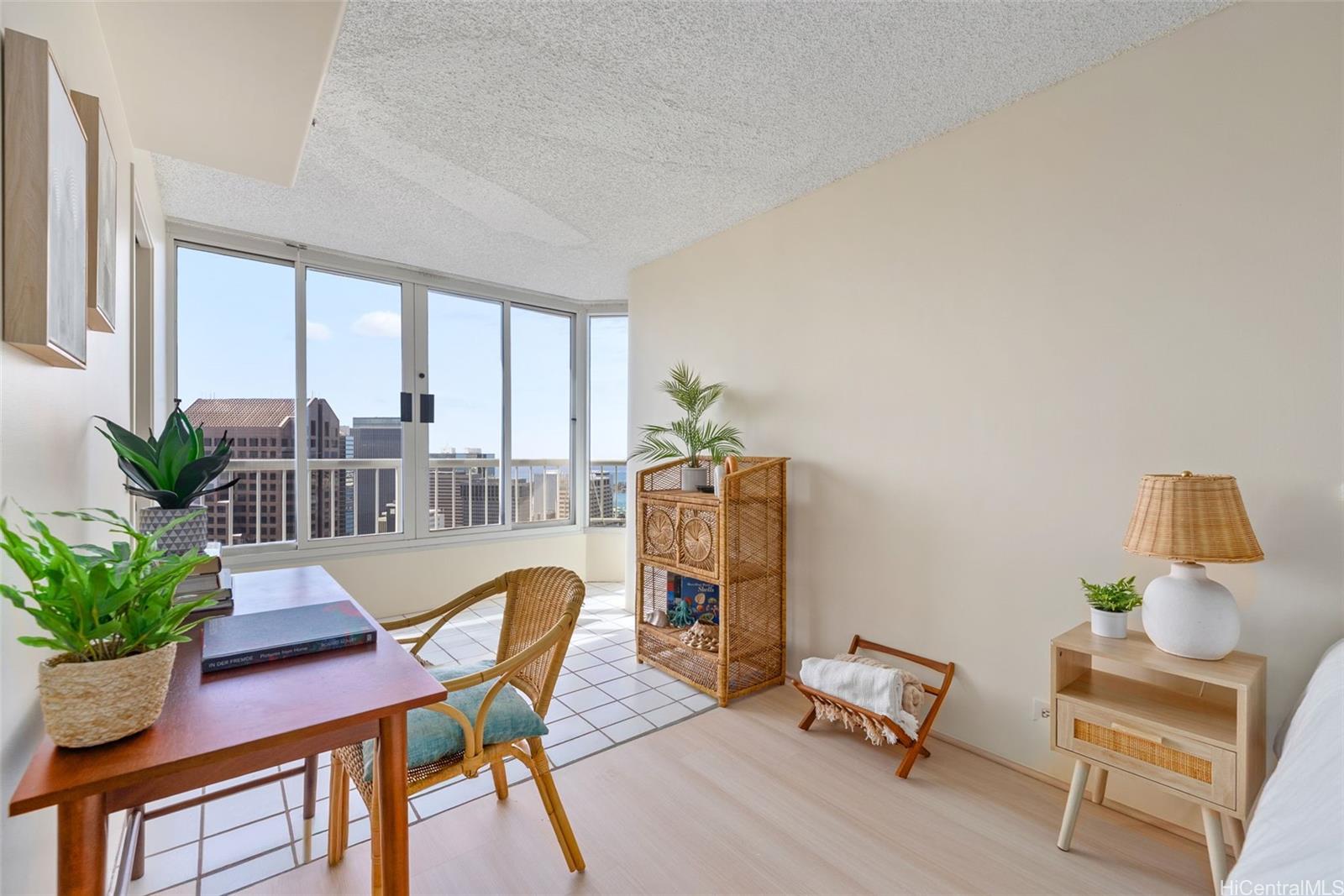 Honolulu Park Place condo # 3703, Honolulu, Hawaii - photo 13 of 25