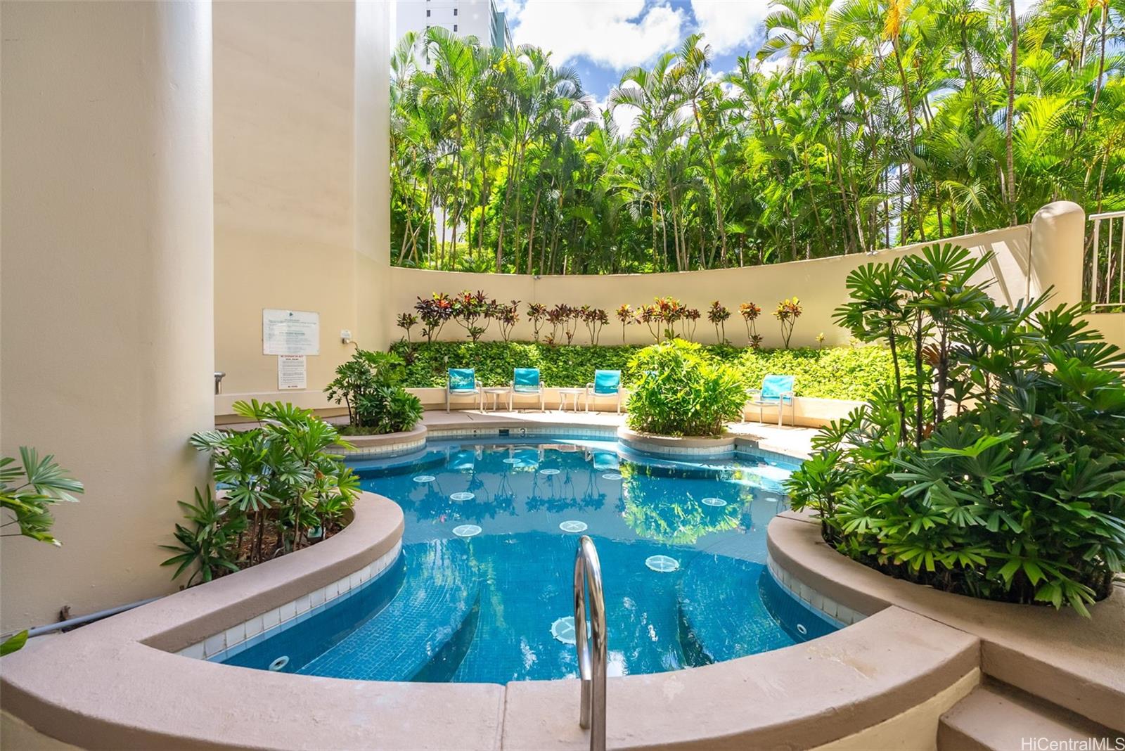 Honolulu Park Place condo # 3703, Honolulu, Hawaii - photo 17 of 25