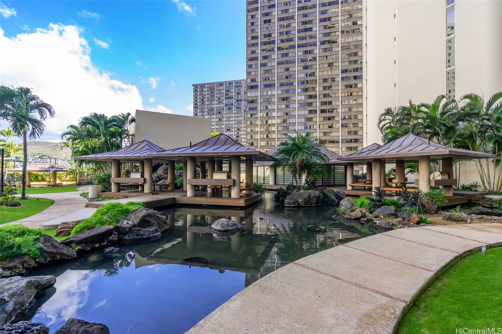 Honolulu Park Place condo # 3703, Honolulu, Hawaii - photo 19 of 25