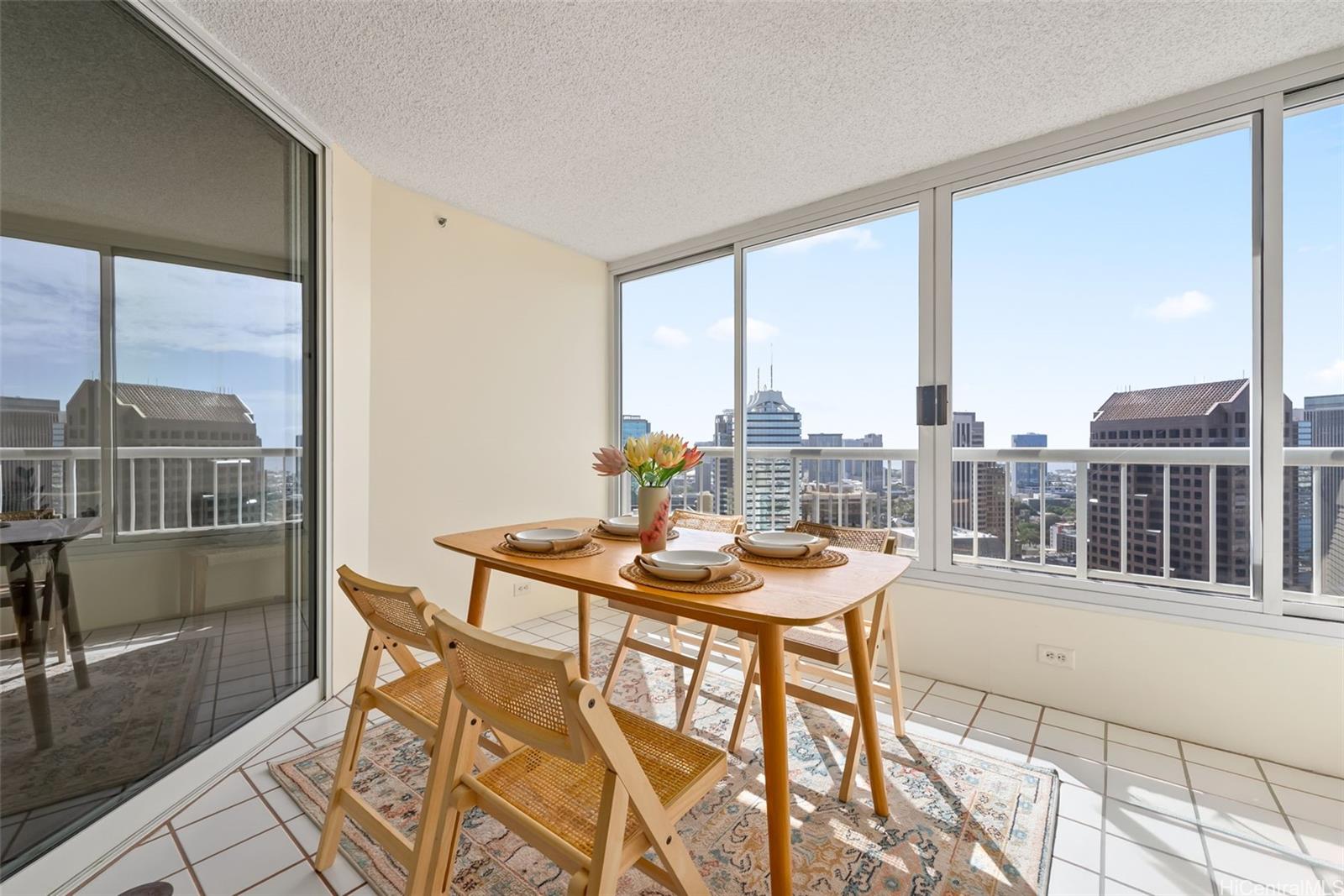 Honolulu Park Place condo # 3703, Honolulu, Hawaii - photo 7 of 25