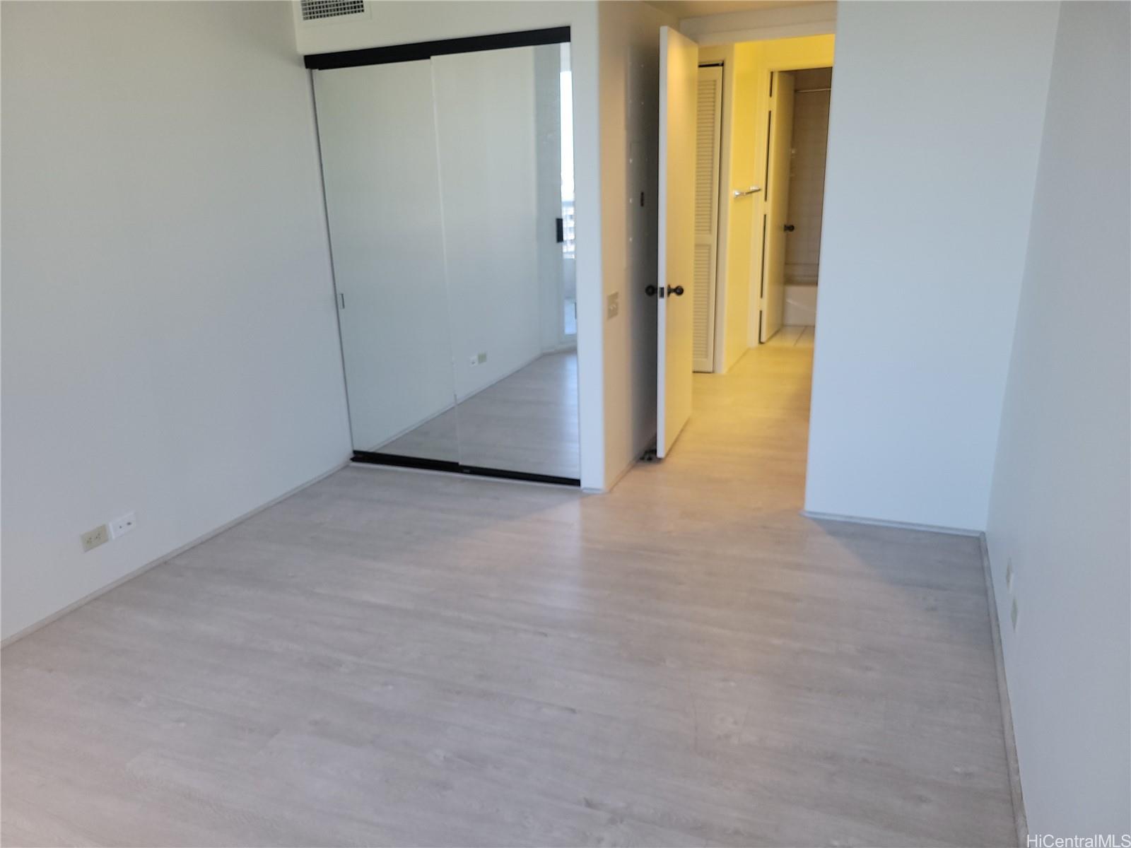 Honolulu Park Place condo # 3710, Honolulu, Hawaii - photo 14 of 25