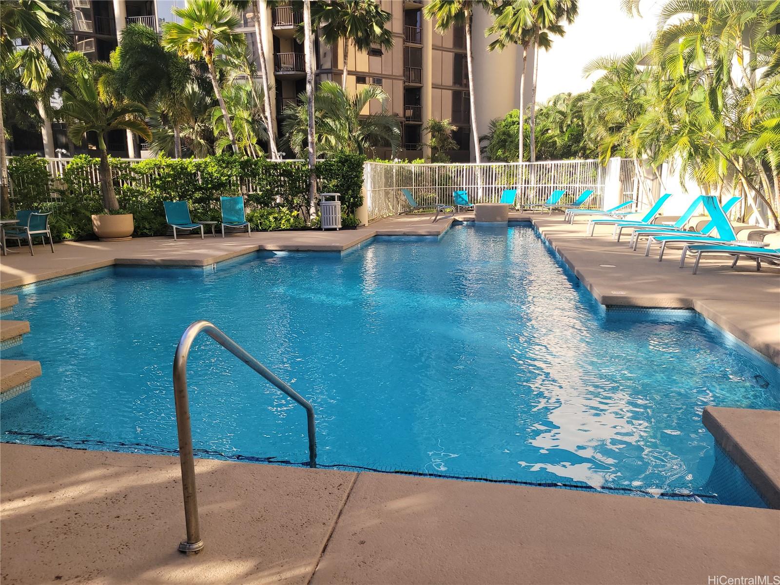 Honolulu Park Place condo # 3710, Honolulu, Hawaii - photo 18 of 25