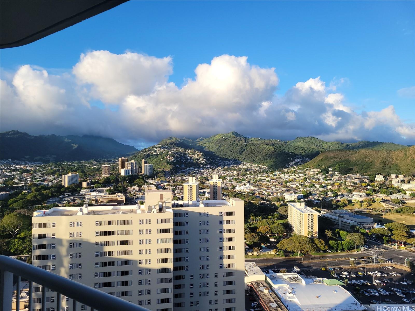 Honolulu Park Place condo # 3710, Honolulu, Hawaii - photo 3 of 25