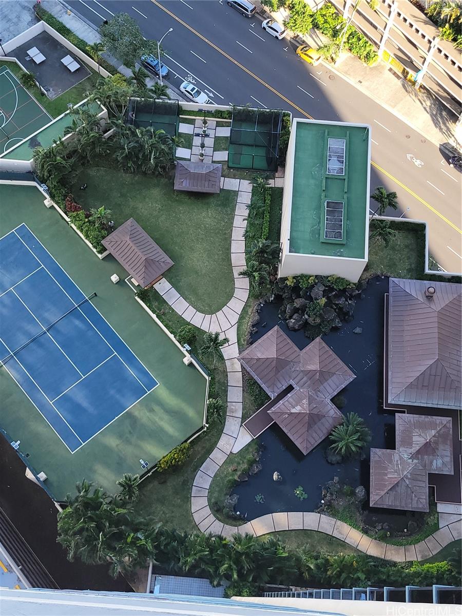 Honolulu Park Place condo # 3710, Honolulu, Hawaii - photo 5 of 25