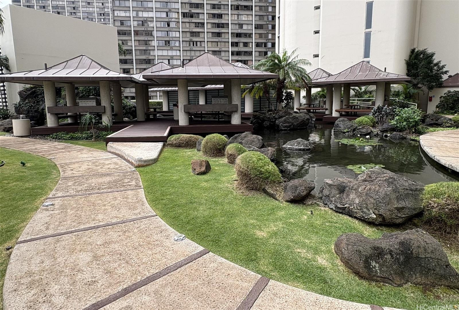 Honolulu Park Place condo # 3907, Honolulu, Hawaii - photo 13 of 25