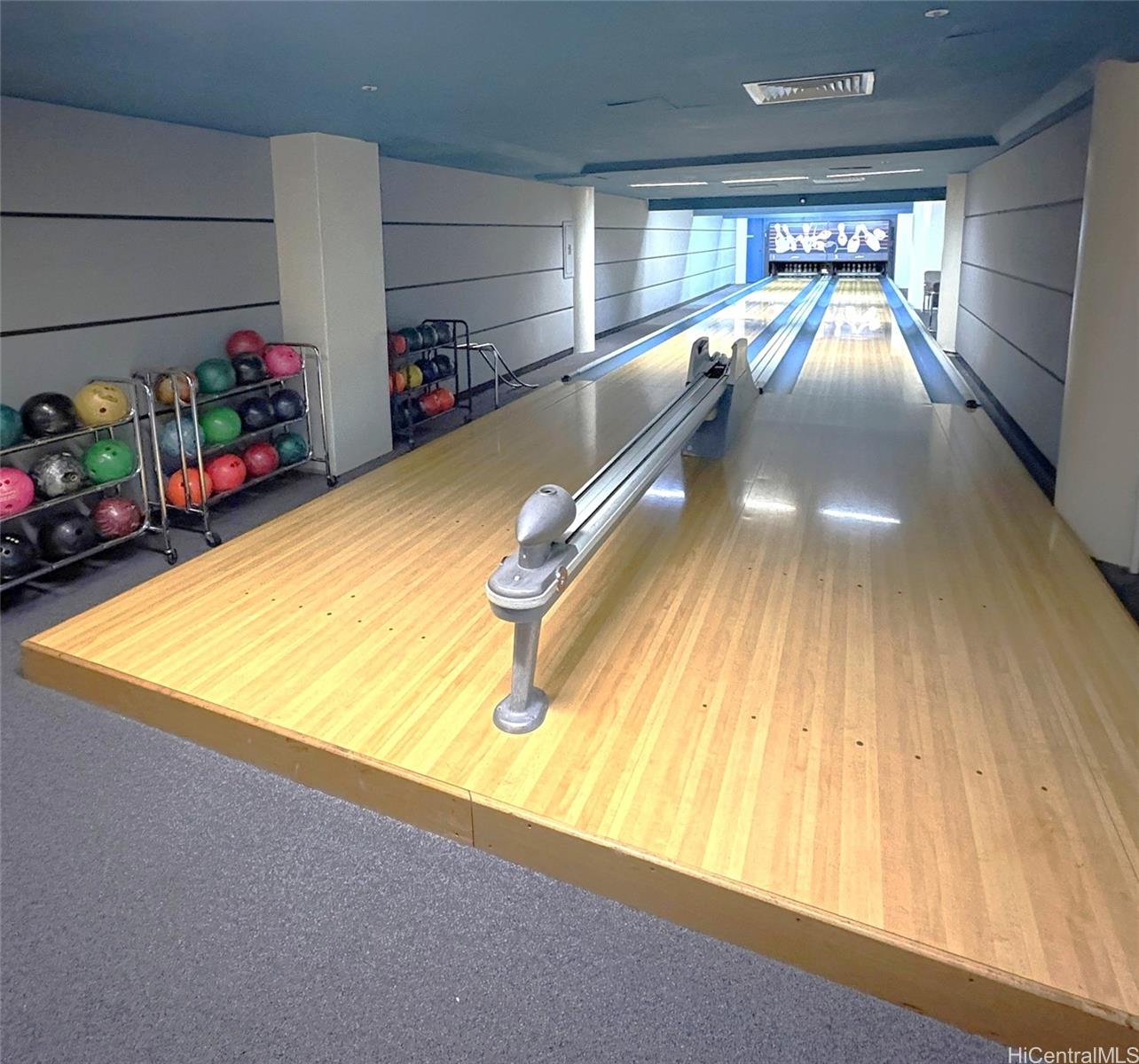 Honolulu Park Place condo # 3907, Honolulu, Hawaii - photo 22 of 25