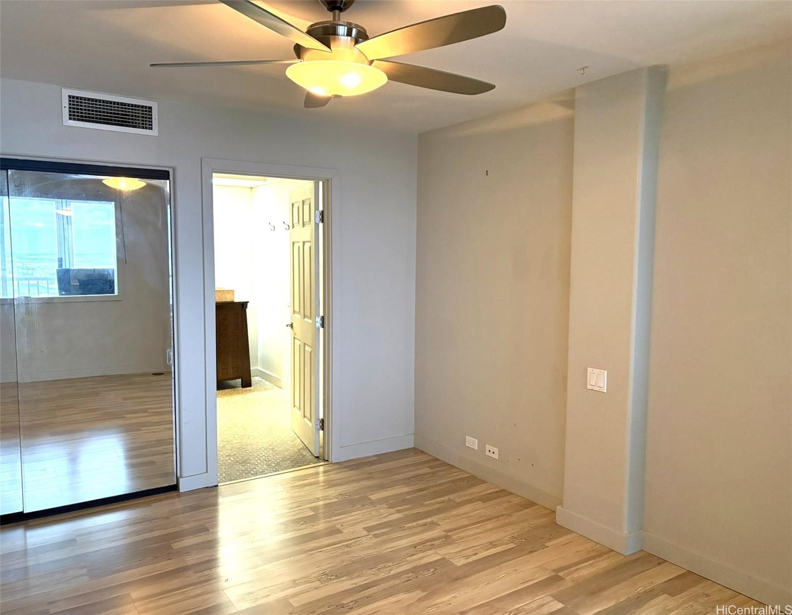 Honolulu Park Place condo # 3907, Honolulu, Hawaii - photo 7 of 25