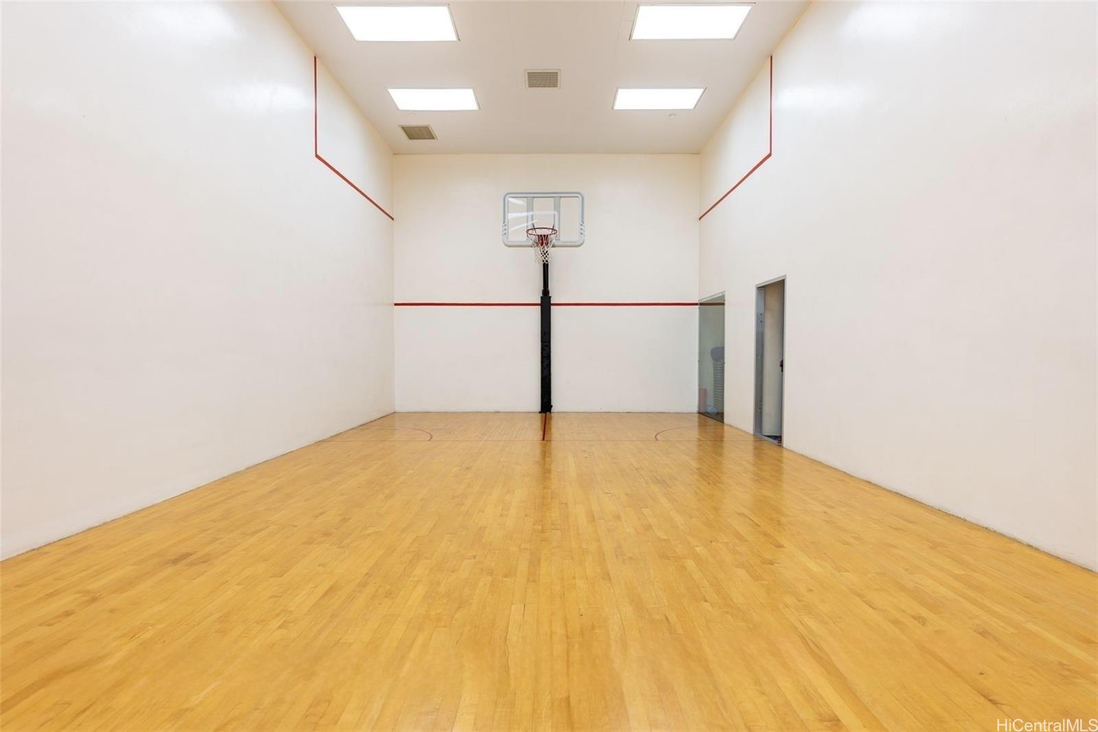 Honolulu Park Place condo # 4002, Honolulu, Hawaii - photo 16 of 25