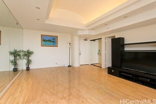 Honolulu Park Place condo # 4002, Honolulu, Hawaii - photo 5 of 25