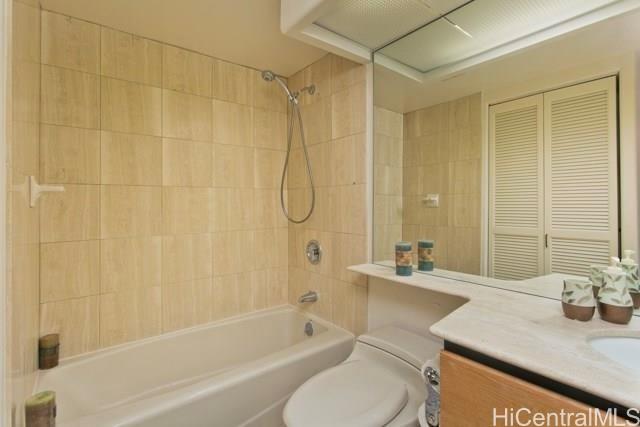 Honolulu Park Place condo # 4002, Honolulu, Hawaii - photo 9 of 25