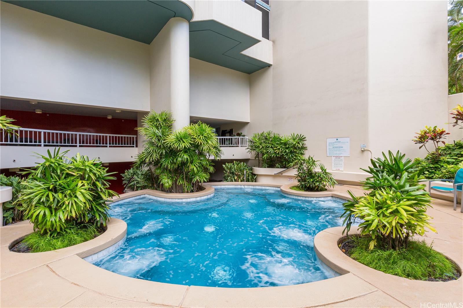 Honolulu Park Place condo # 505, Honolulu, Hawaii - photo 16 of 24