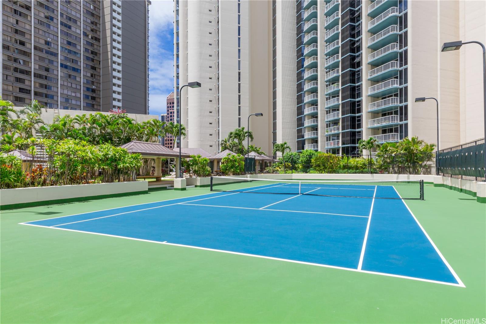 Honolulu Park Place condo # 505, Honolulu, Hawaii - photo 17 of 24