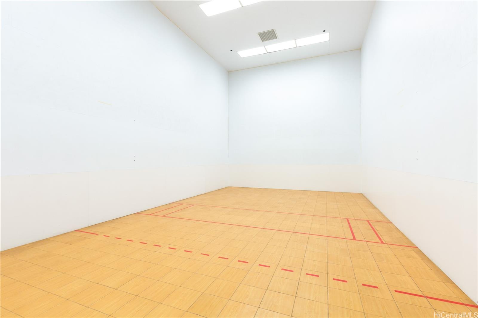 Honolulu Park Place condo # 505, Honolulu, Hawaii - photo 19 of 24