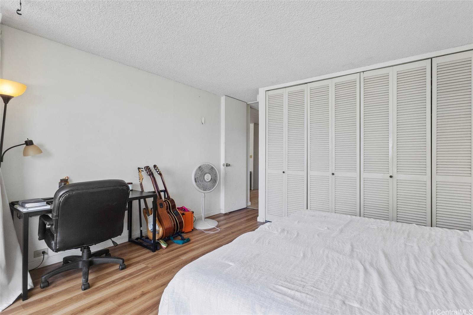 Banyan Tree Plaza condo # 1108, Honolulu, Hawaii - photo 17 of 25