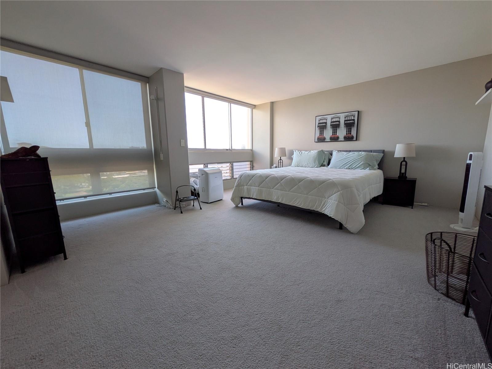 Banyan Tree Plaza condo # 1206, Honolulu, Hawaii - photo 11 of 21